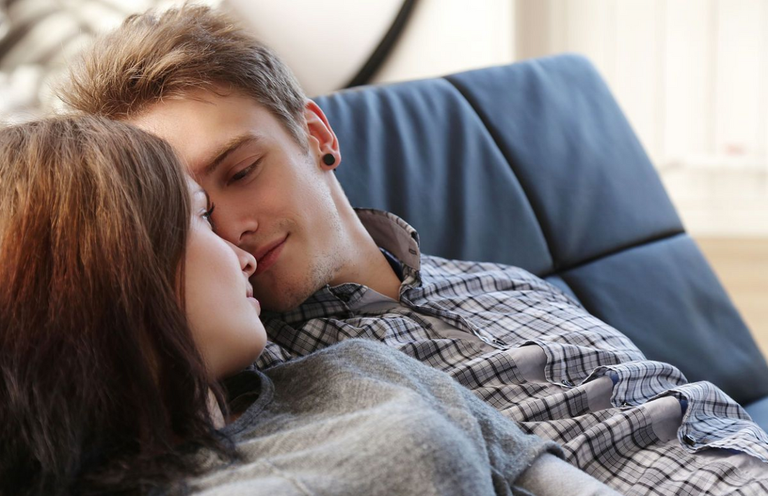 A Guide for Partners: How to Gracefully Suggest and Use Lubricant?